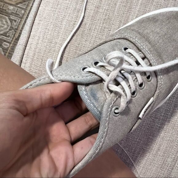 Vans Off The Wall Unisex Classic Grey Sneakers - Picture 9 of 9